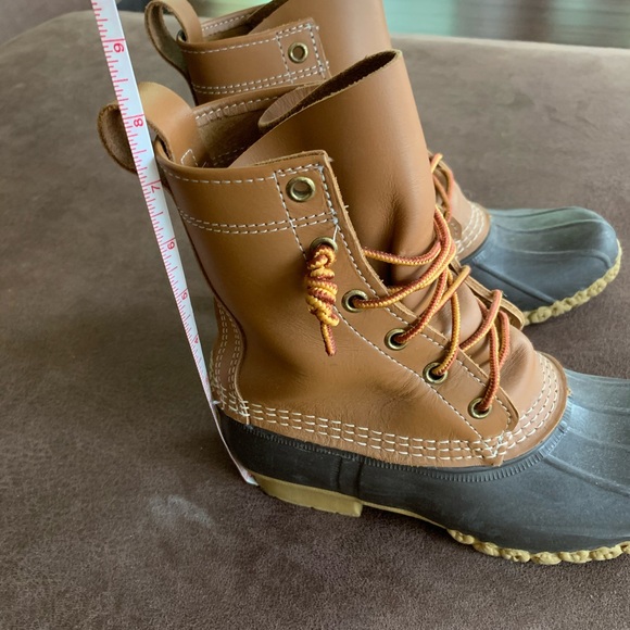 SALE!!! LL Bean duck boots color tan/brown in sz 6M - Picture 6 of 7